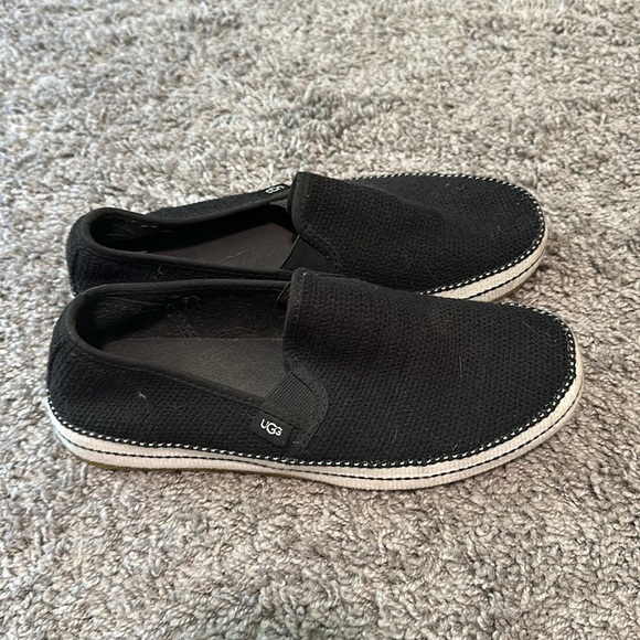 Ugg slip ons - Picture 4 of 5